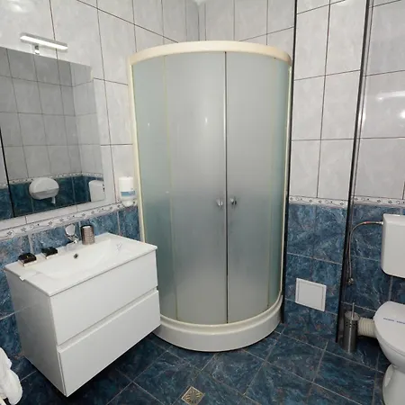 מלון Andre's קריובה