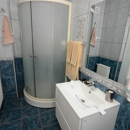 מלון Andre's קריובה