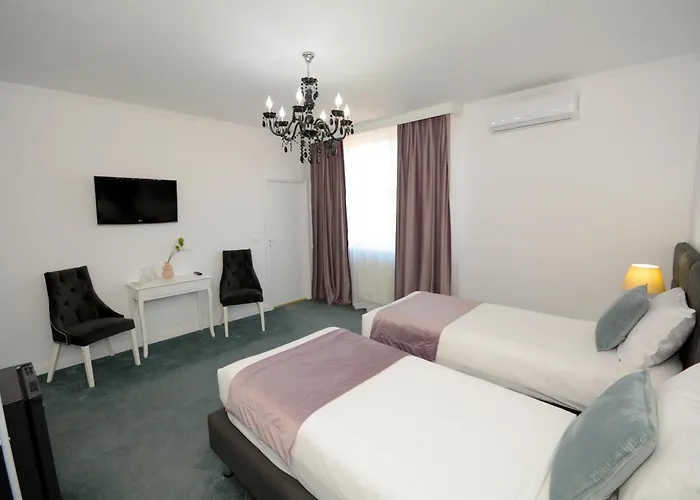 Andre's Hotel Craiova